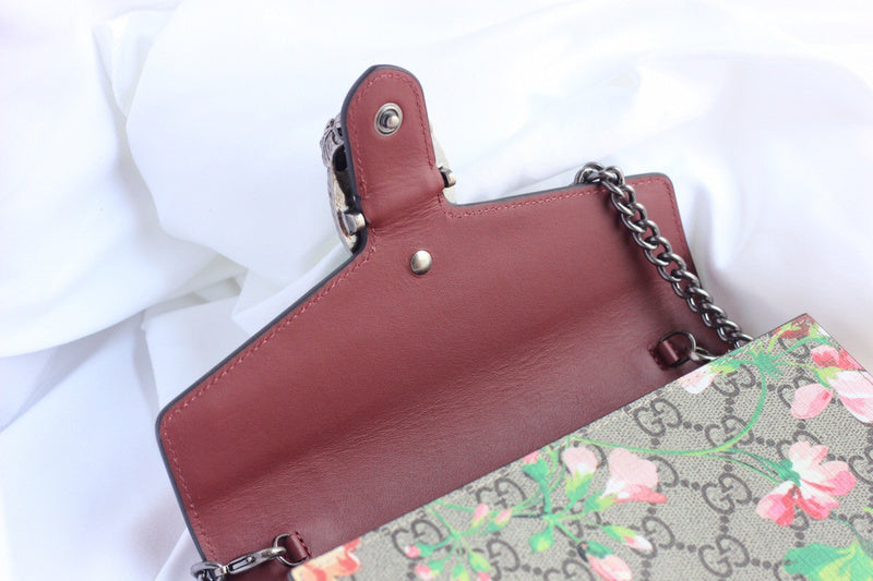 Luxurious Totes - Latest - 4416