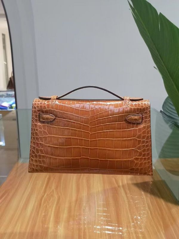 HMS - Luxurious Totes - 023