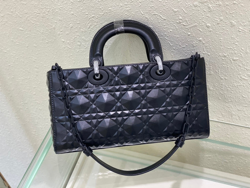 Luxurious Totes - Latest - 6499