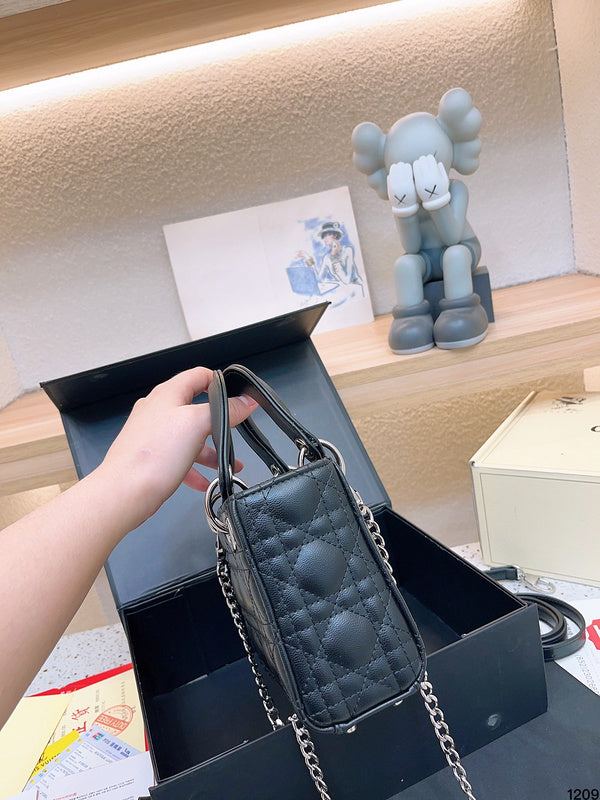 Luxurious Totes - DOR2 Bags - 008