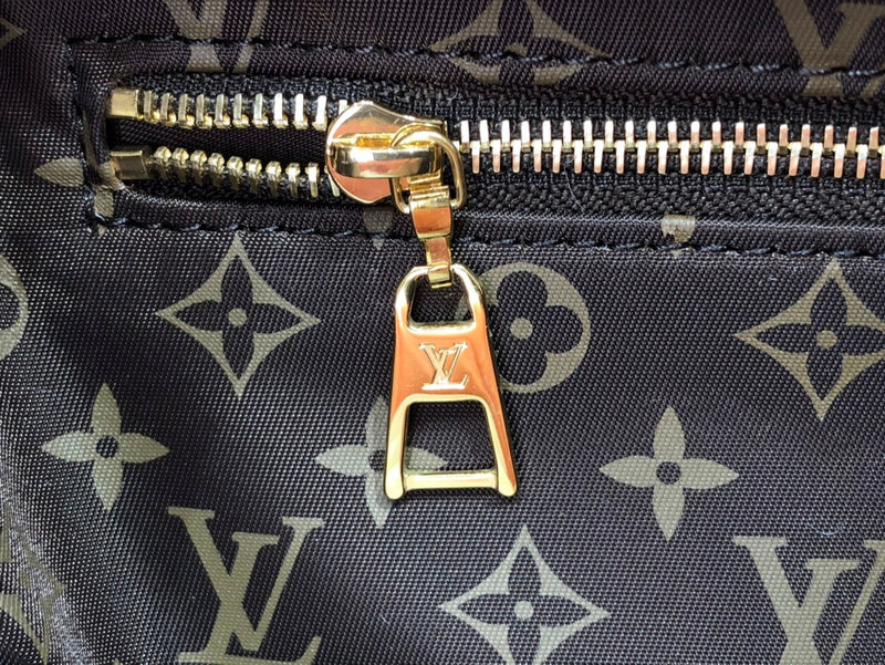 LOV - Luxurious Totes - 2107