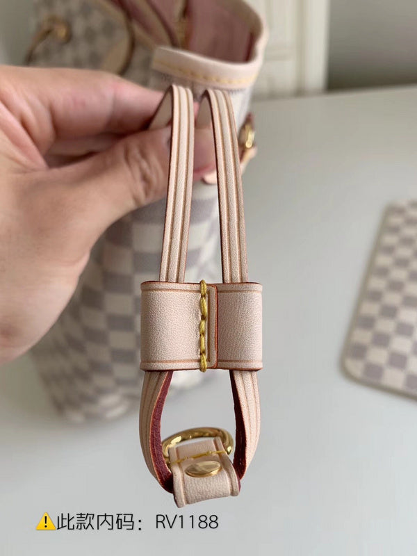 Luxurious Totes - Latest - 2384