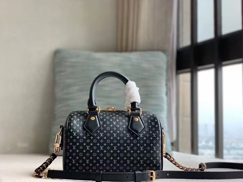 LOV - Luxurious Totes - 471