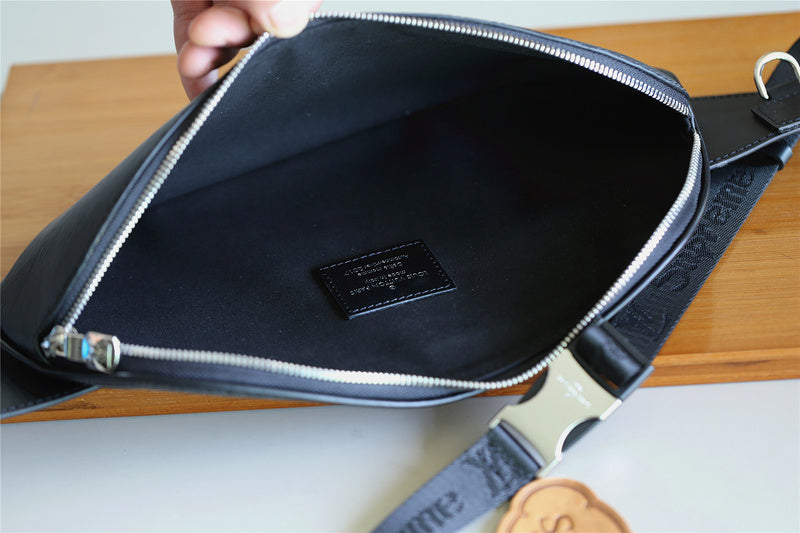 Lux-Totes - LOV Bags - 4242