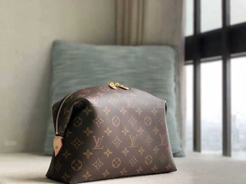 LOV - Luxurious Totes - 525