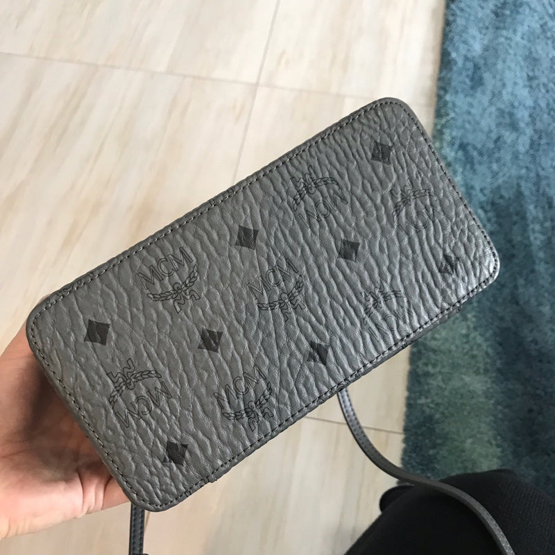 Luxurious Totes - Latest - 7830
