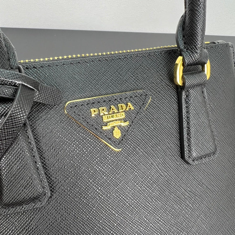 PDA - Luxurious Totes - 117