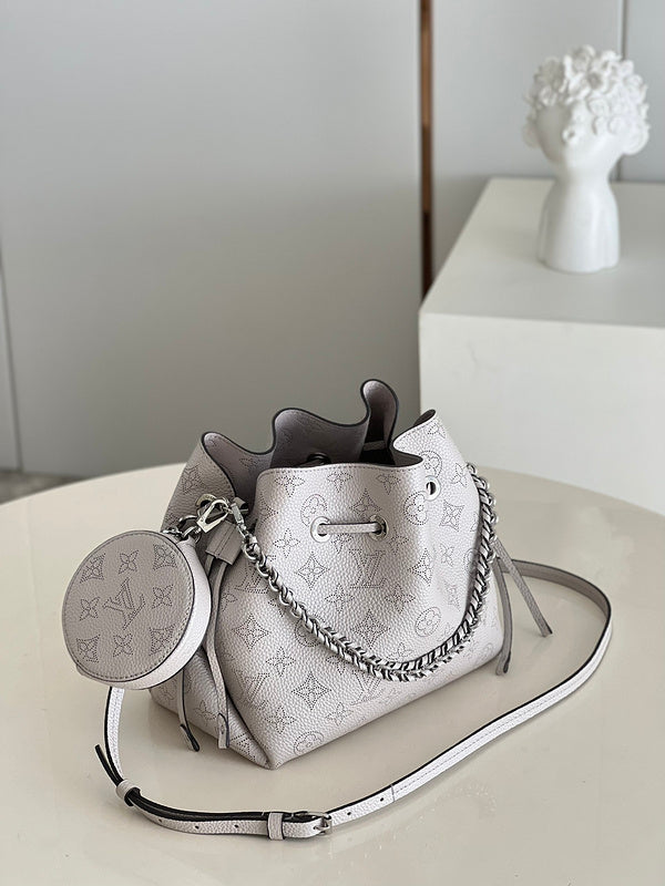 LOV - Luxurious Totes - 2120
