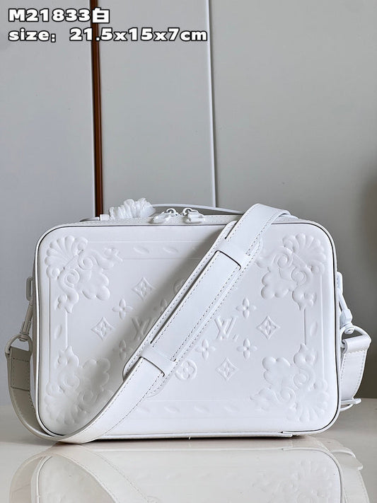 LOV - Luxurious Totes - 293