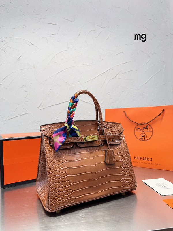 Luxurious Totes - HMS3 Bags - 030