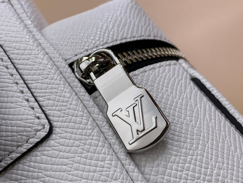 LOV - Luxurious Totes - 283
