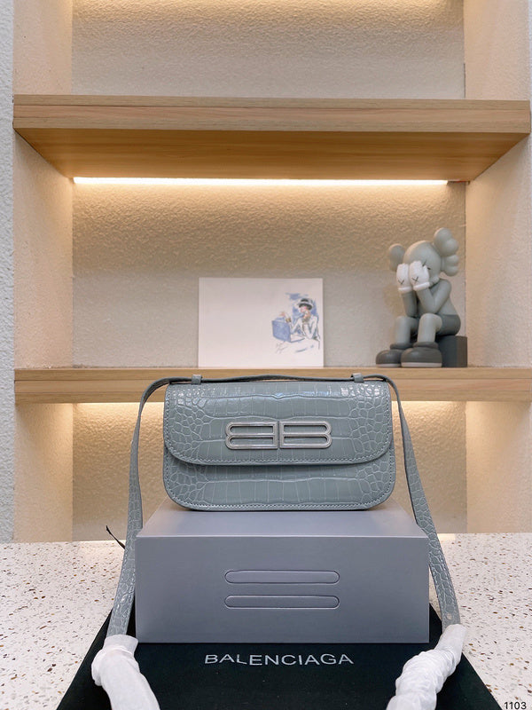 Luxurious Totes - BGA2 Bags - 065