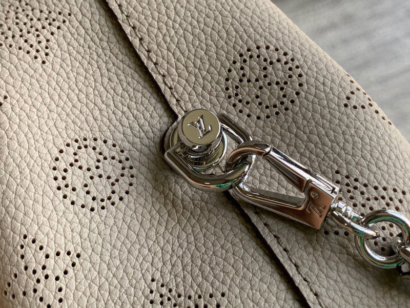 LOV - Luxurious Totes - 1241