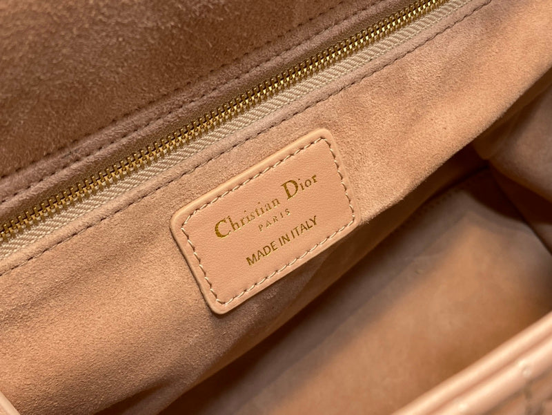 Luxurious Totes - Latest - 6231