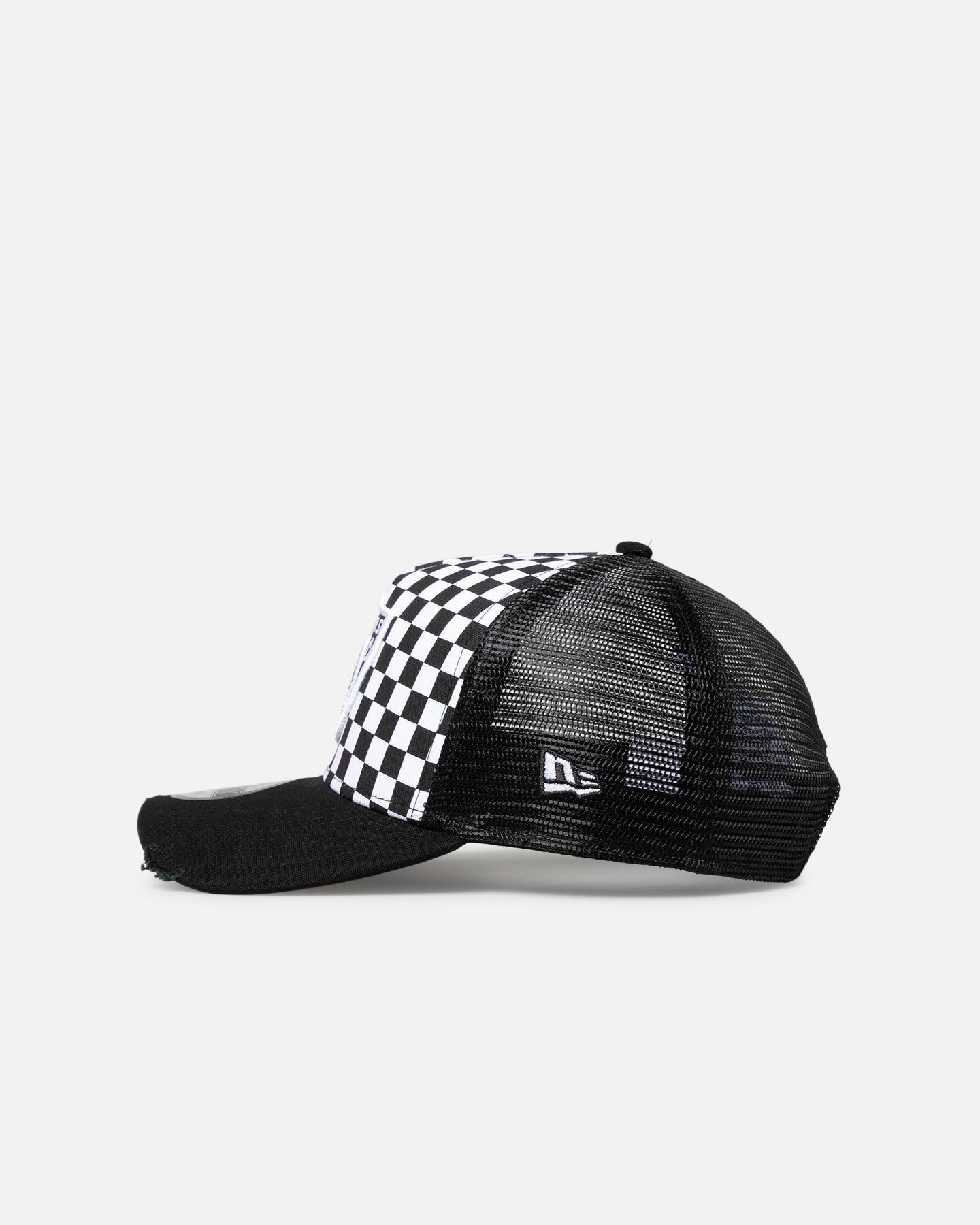 New Era Las Vegas Raiders 'Checker Trucker' 9FORTY A-Frame Trucker Snapback White