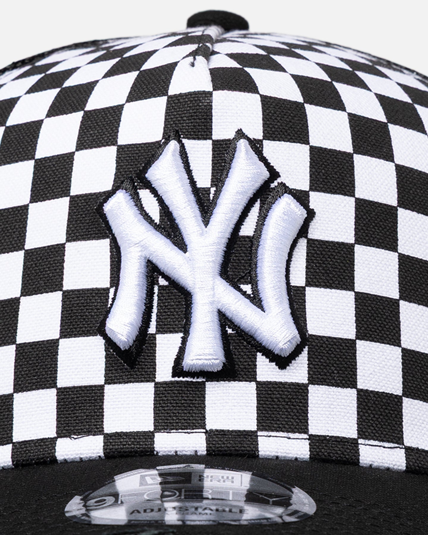 New Era New York Yankees 'Checker Trucker' 9FORTY A-Frame Trucker Snapback White