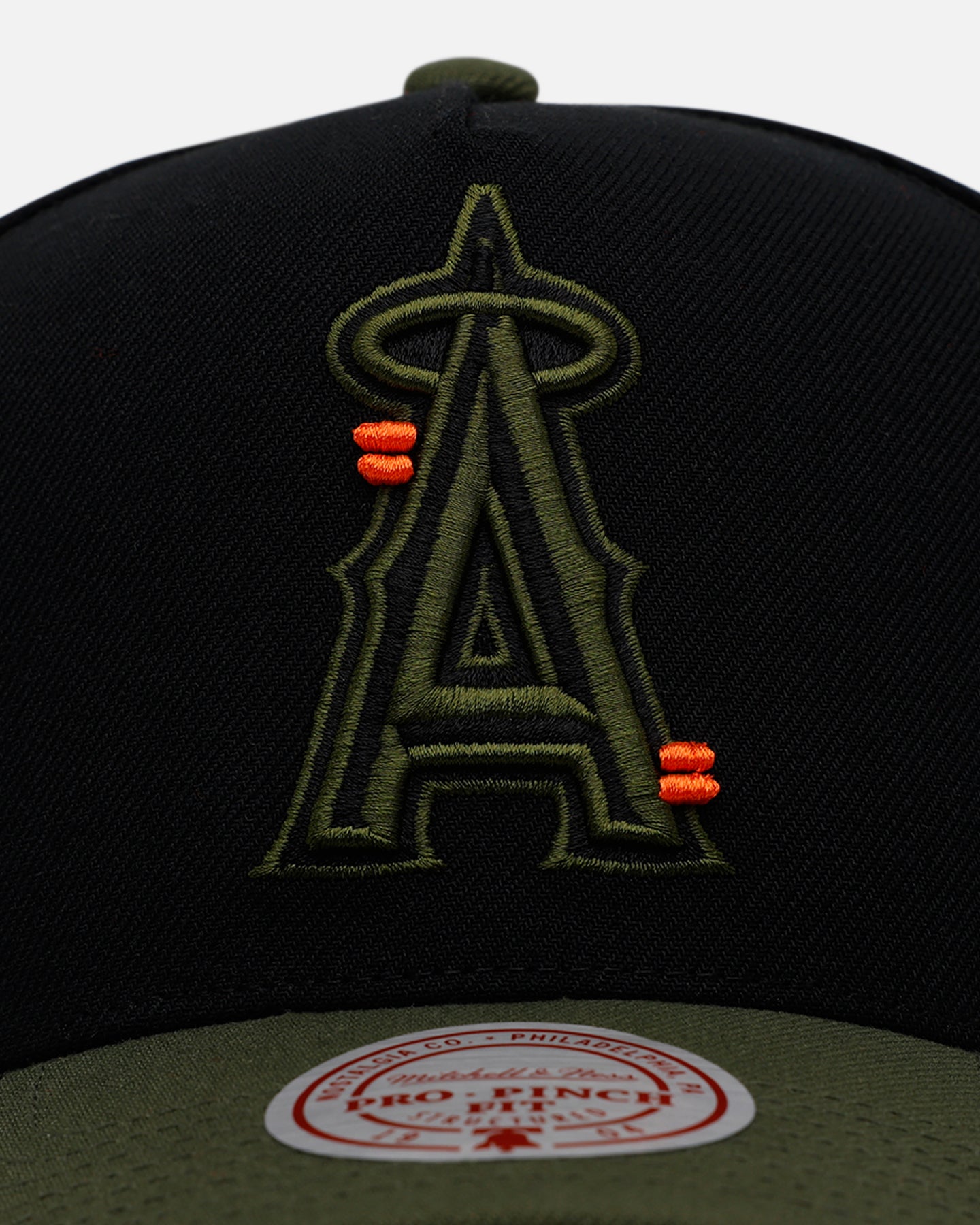 Mitchell & Ness Los Angeles Angels 'Olive Cargos' Pro Pinch Snapback Olive/Black