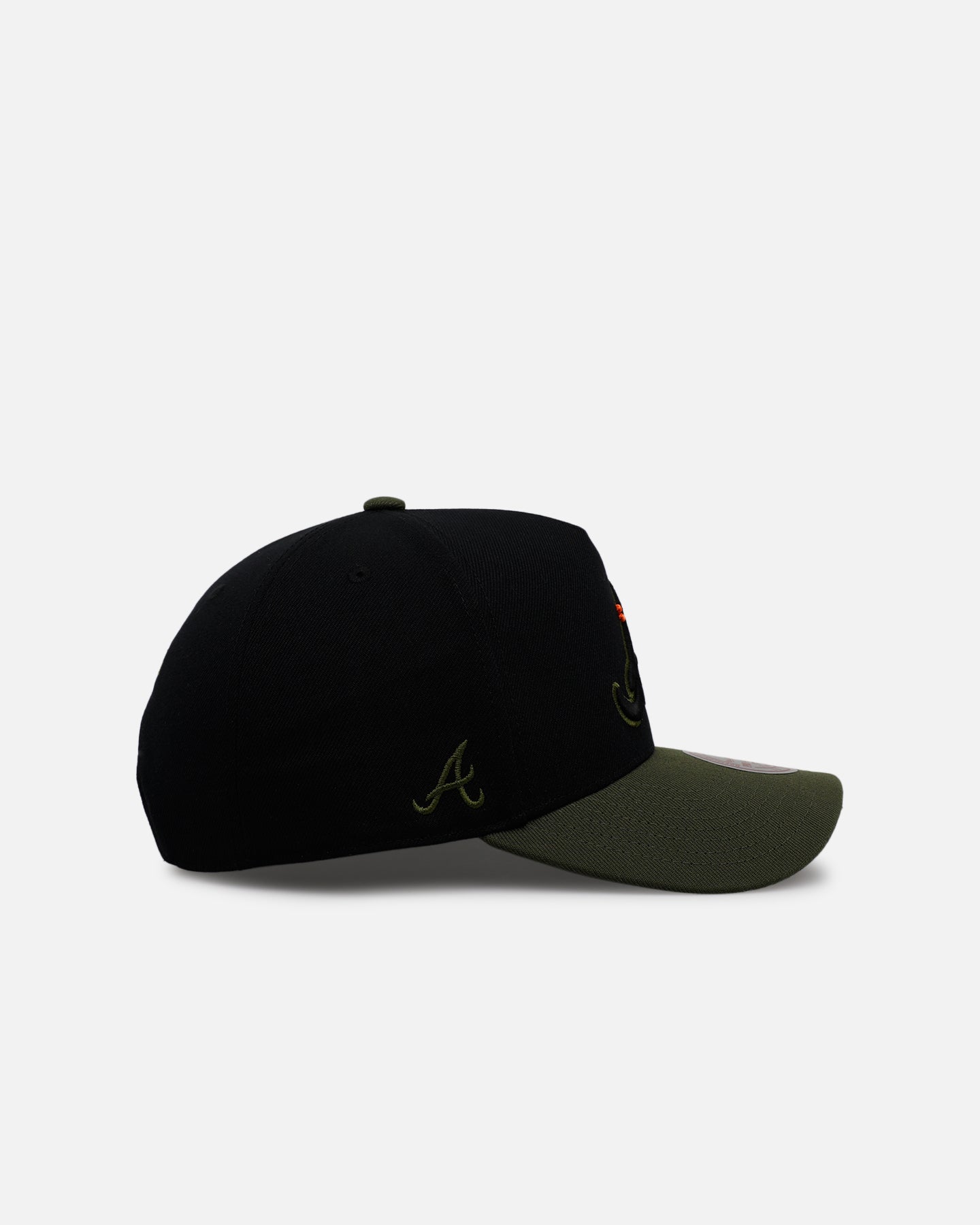 Mitchell & Ness Atlanta Braves 'Olive Cargos' Pro Pinch Snapback Olive/Black