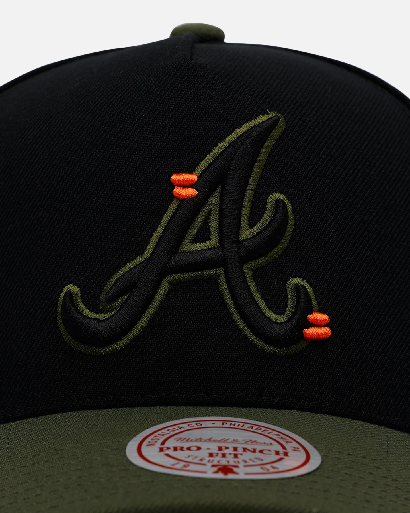Mitchell & Ness Atlanta Braves 'Olive Cargos' Pro Pinch Snapback Olive/Black