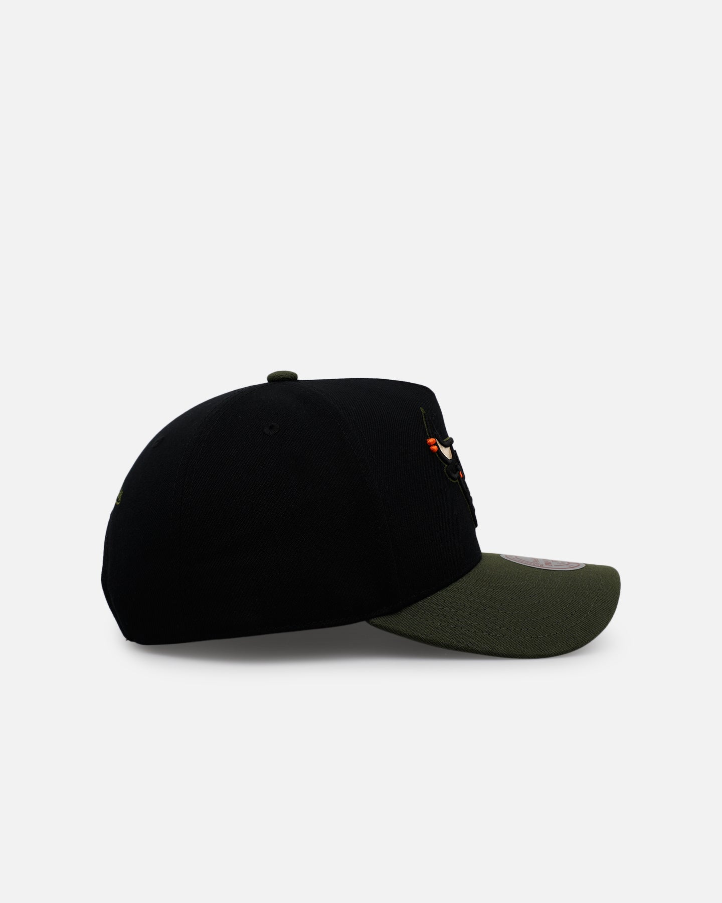 Mitchell & Ness Chicago Bulls 'Olive Cargos' Pro Pinch Snapback Olive/Black