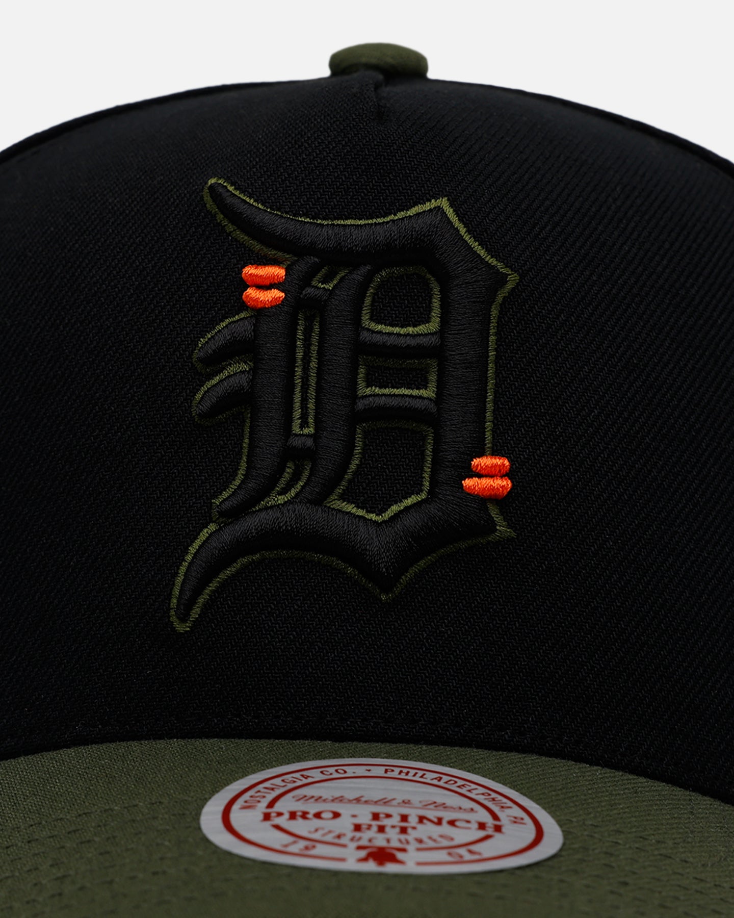 Mitchell & Ness Detroit Tigers 'Olive Cargos' Pro Pinch Snapback Olive/Black