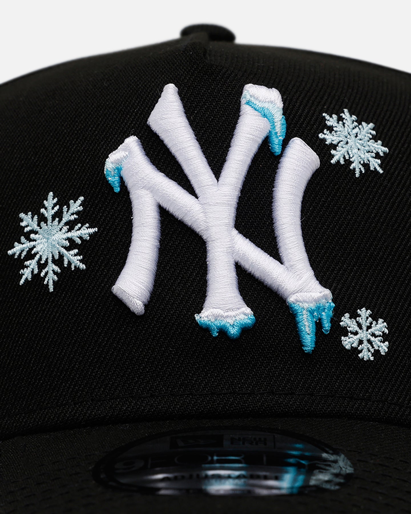 New Era New York Yankees 'Cold As Ice' 9FORTY A-Frame Snapback Black