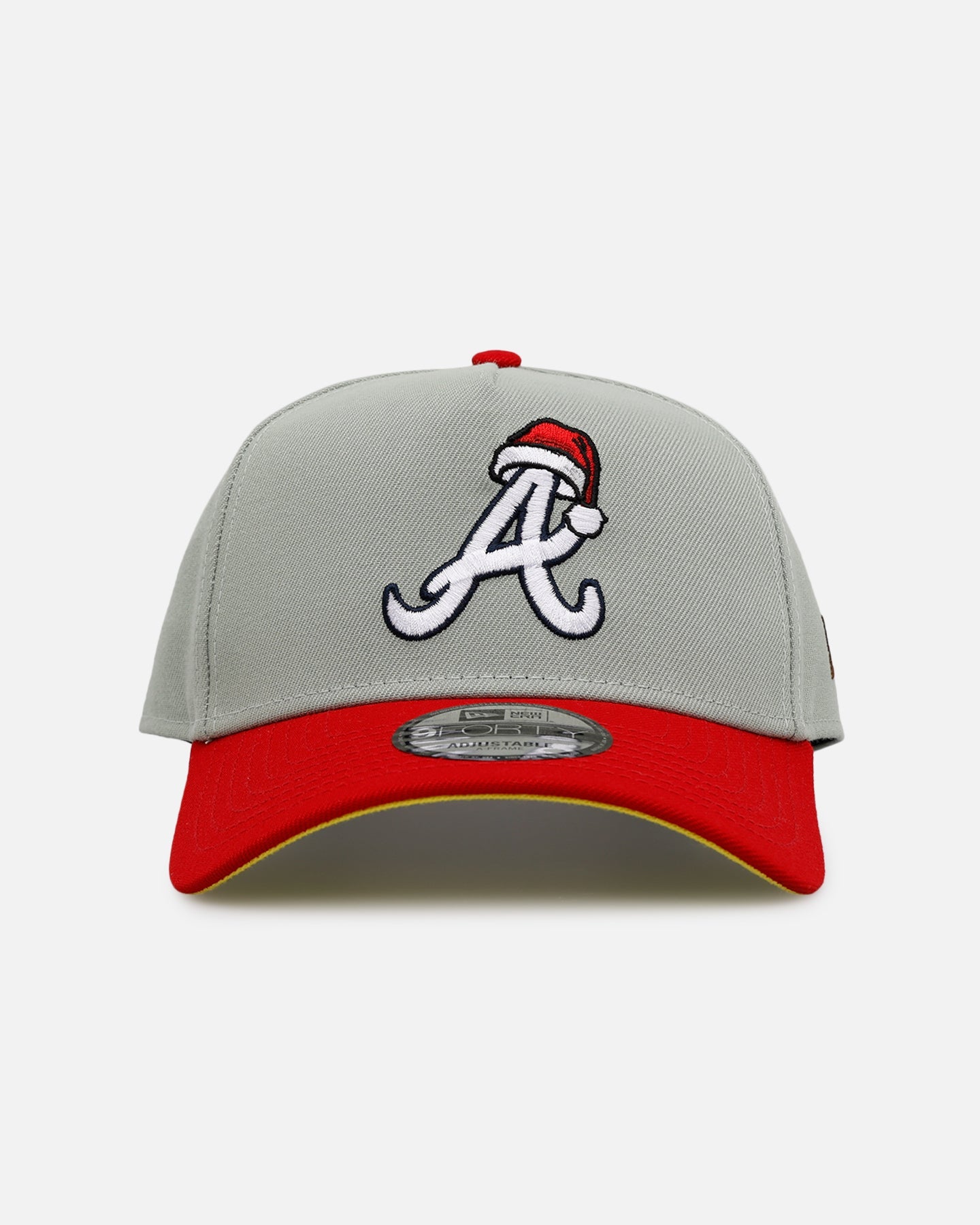 New Era Atlanta Braves 'All I Want For Christmas' 9FORTY A-Frame Snapback Green/Red