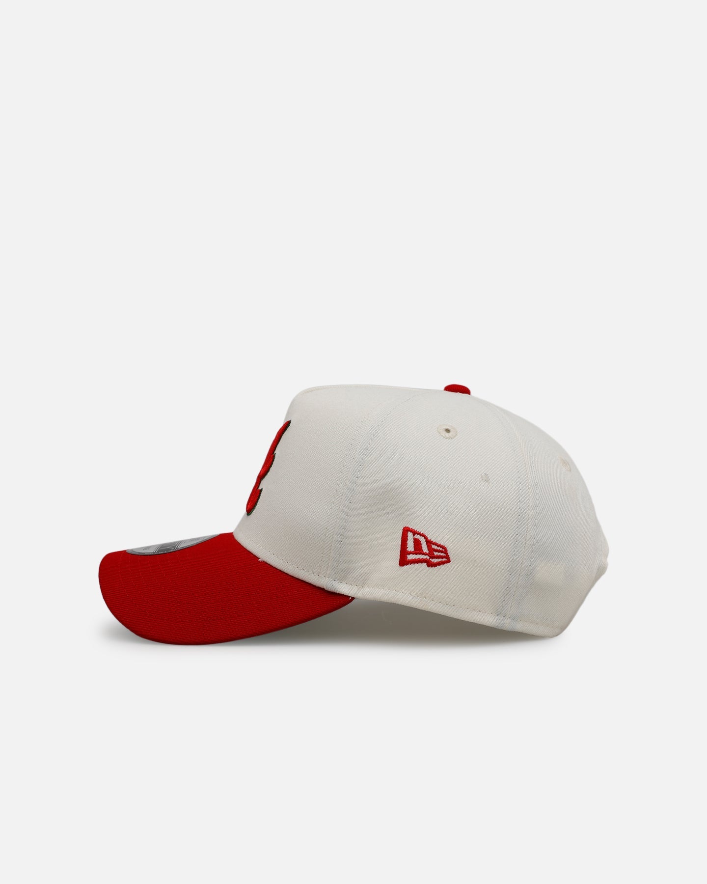 New Era Atlanta Braves 'Strawberry' 9FORTY A-Frame Snapback Chrome/Red