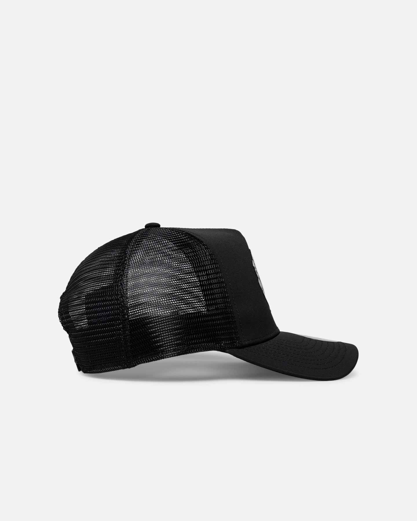 New Era Manchester United FC Reflective A-Frame Trucker Snapback Black