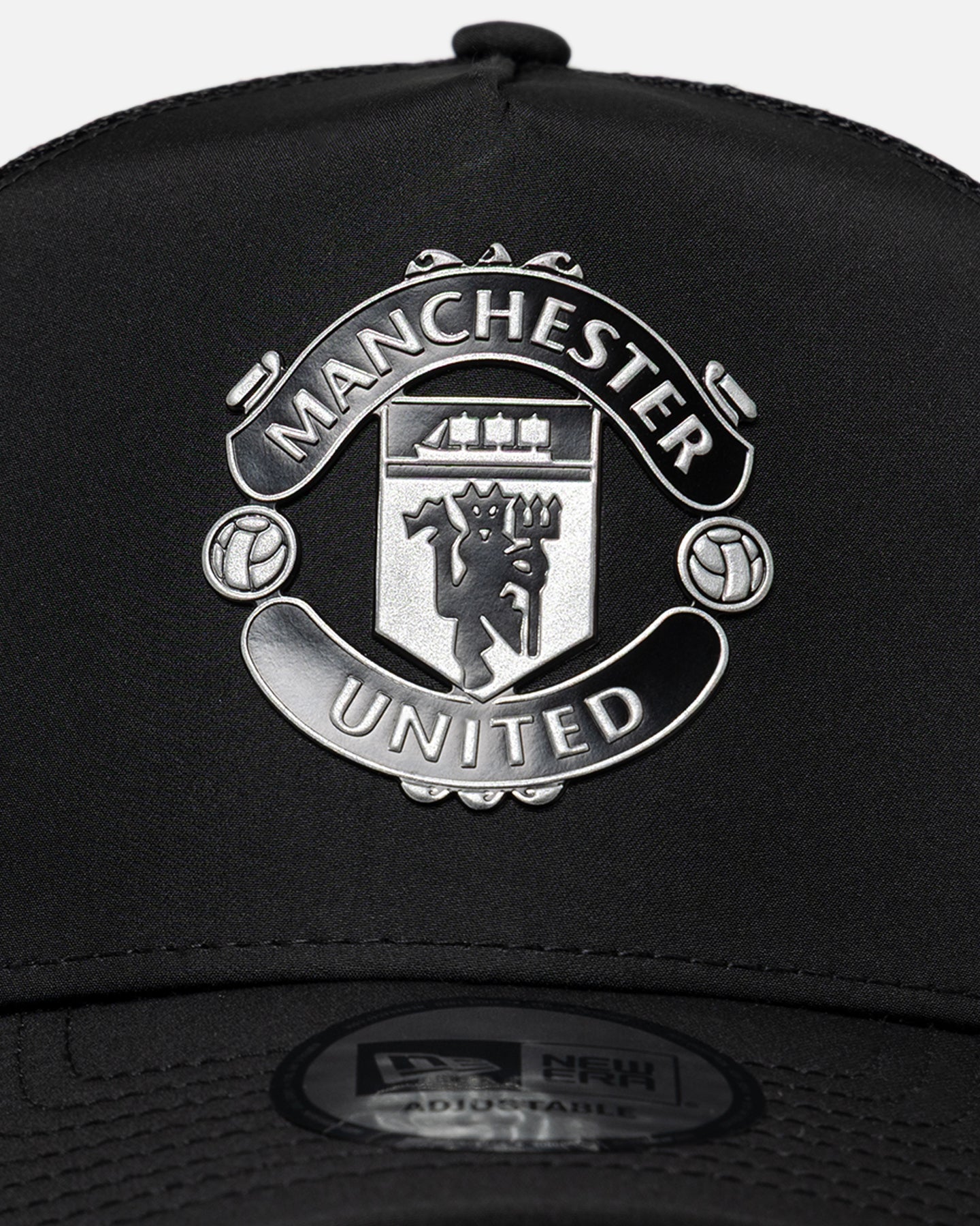 New Era Manchester United FC Reflective A-Frame Trucker Snapback Black