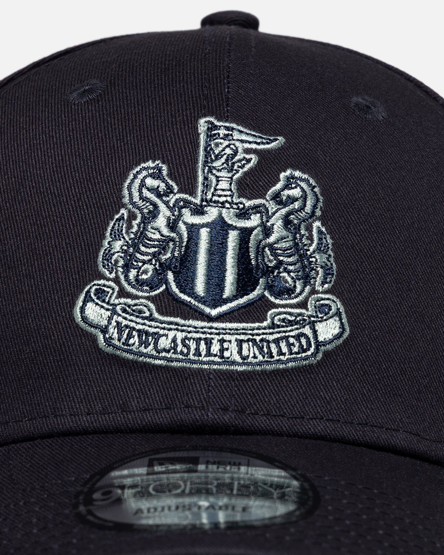 New Era Newcastle United FC 'Seasonal Logo' 9FORTY Strapback Navy