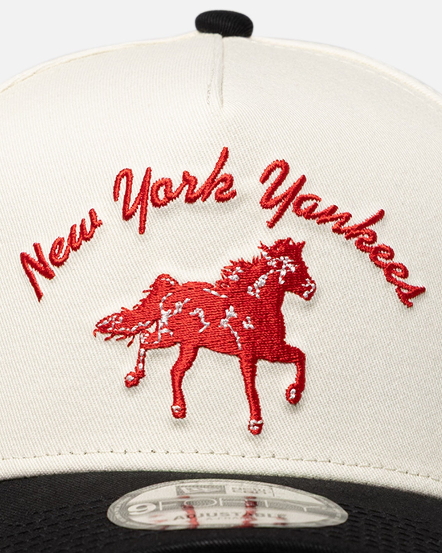 New Era New York Yankees 'Galloping Horse' 9FORTY A-Frame Snapback White/Black
