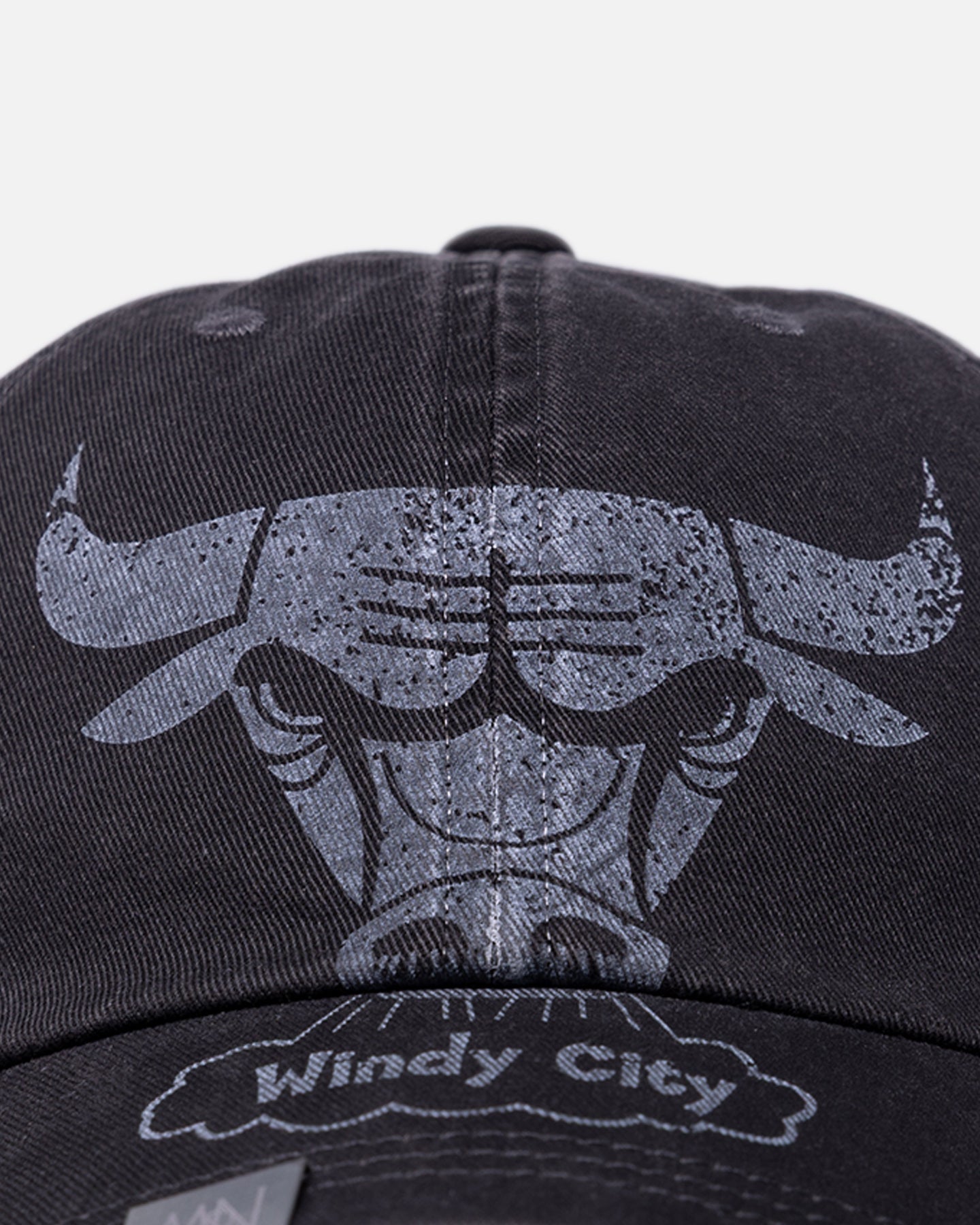 Mitchell & Ness Chicago Bulls 'It's Over' Dad Fit Strapback Black