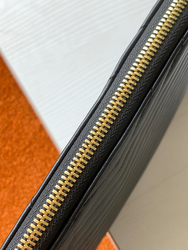 Luxurious Totes - Latest - 8656