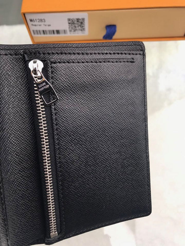 LOV - Luxurious Totes - 2305