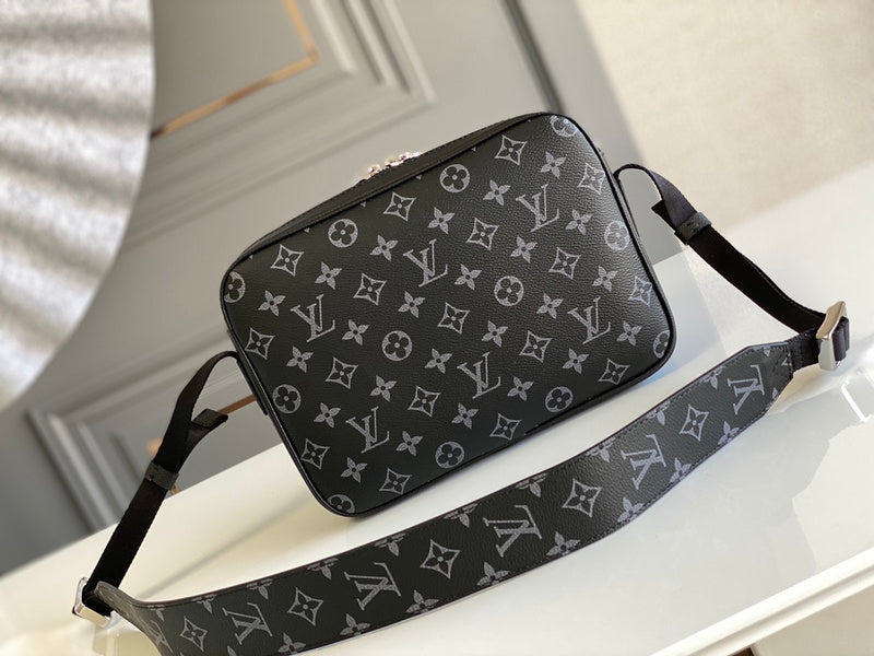 LOV - Luxurious Totes - 1855