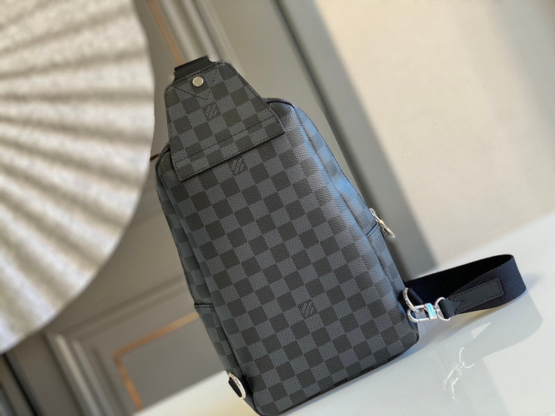 LOV - Luxurious Totes - 1832