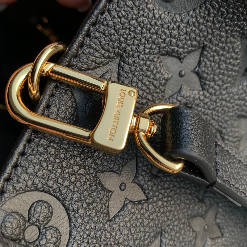 LOV - Luxurious Totes - 164