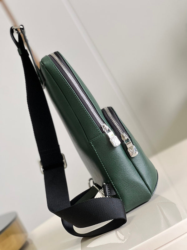 LOV - Luxurious Totes - 1031