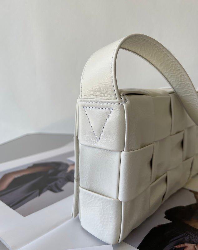 Luxurious Totes - Latest - 7008
