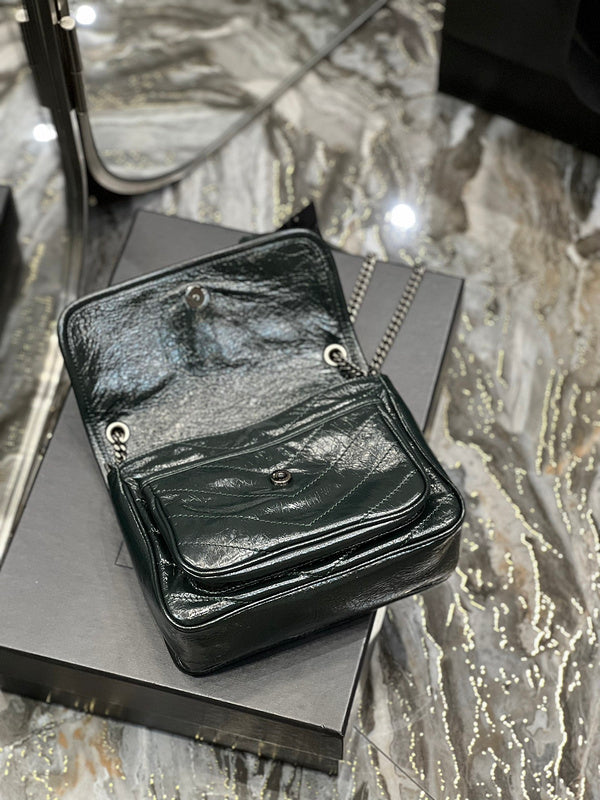 Luxurious Totes - Latest - 8537