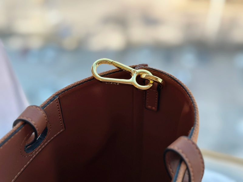 Luxurious Totes - LW-CH Bags - 053
