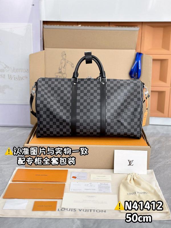 LOV - Luxurious Totes - 162
