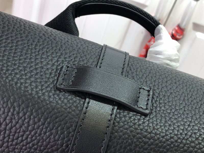LOV - Luxurious Totes - 2244
