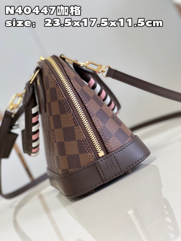 LOV - Luxurious Totes - 627