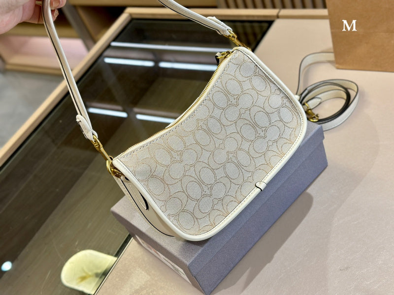 Luxurious Totes - CCH2 Bags - 074