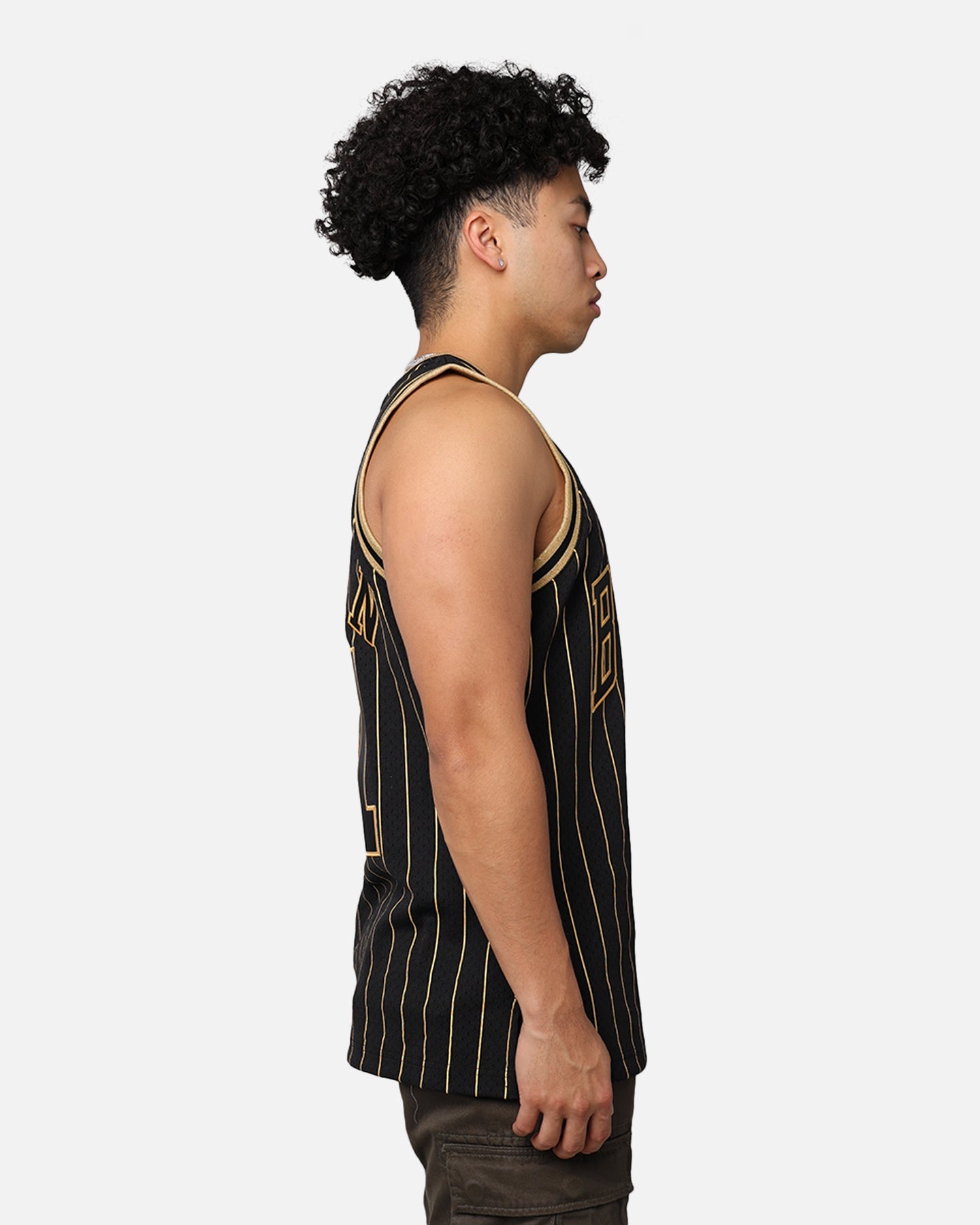 Mitchell & Ness Chicago Bulls Dennis Rodman '97-98 Swingman Jersey Black/Gold