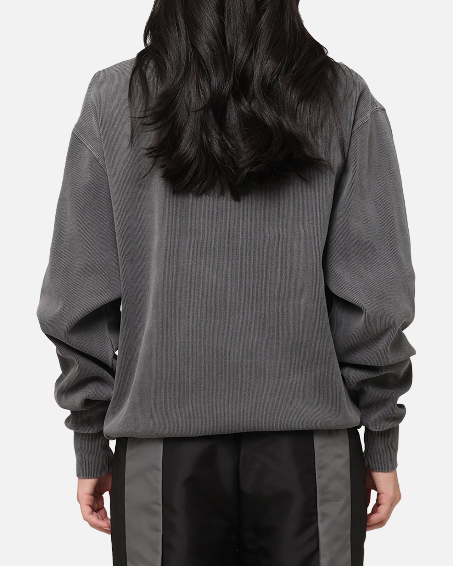 Carre Avenue Ribbed Crewneck Black