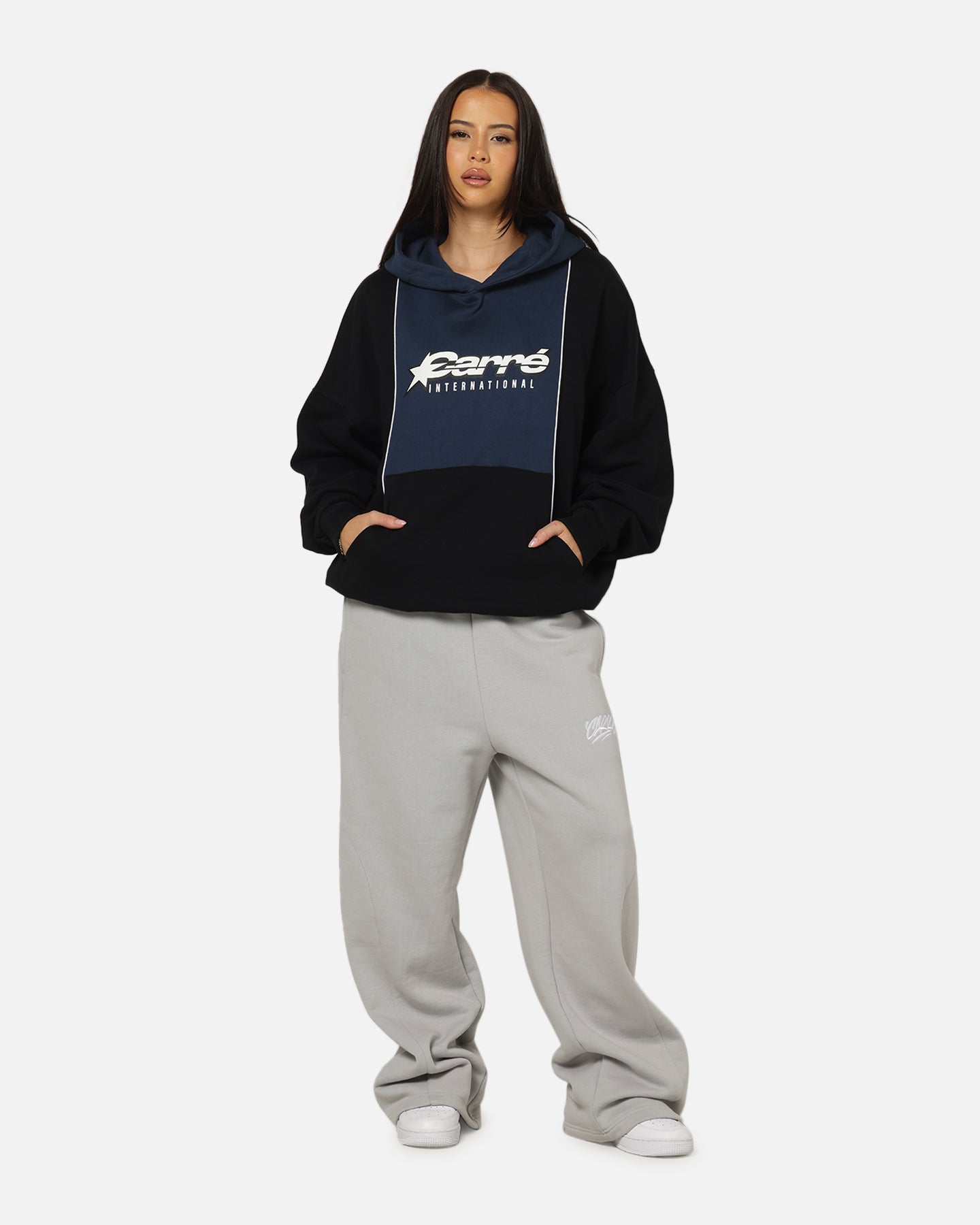 Carre Piped Pullover Hoodie Black/Blue