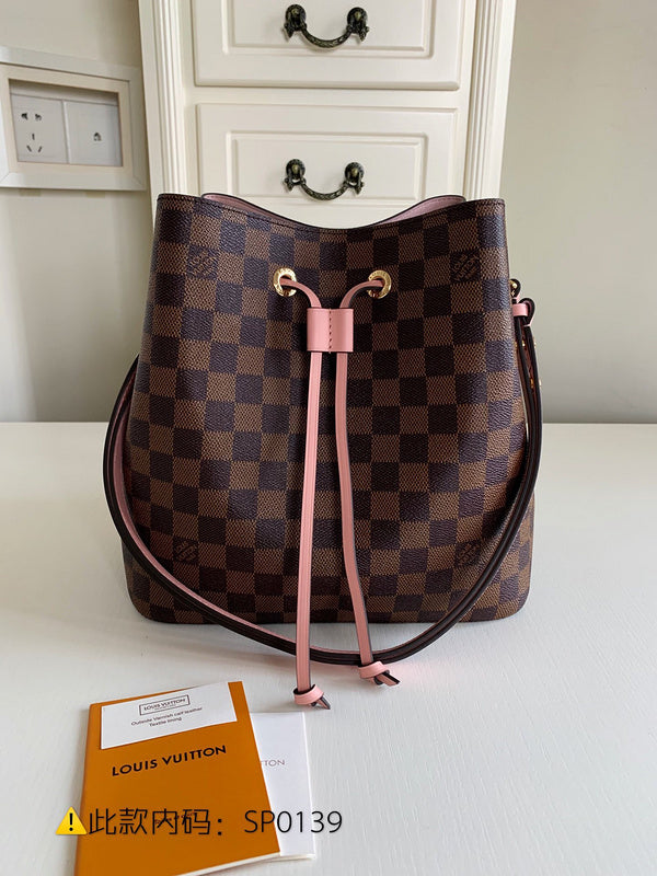 Luxurious Totes - Latest - 9763